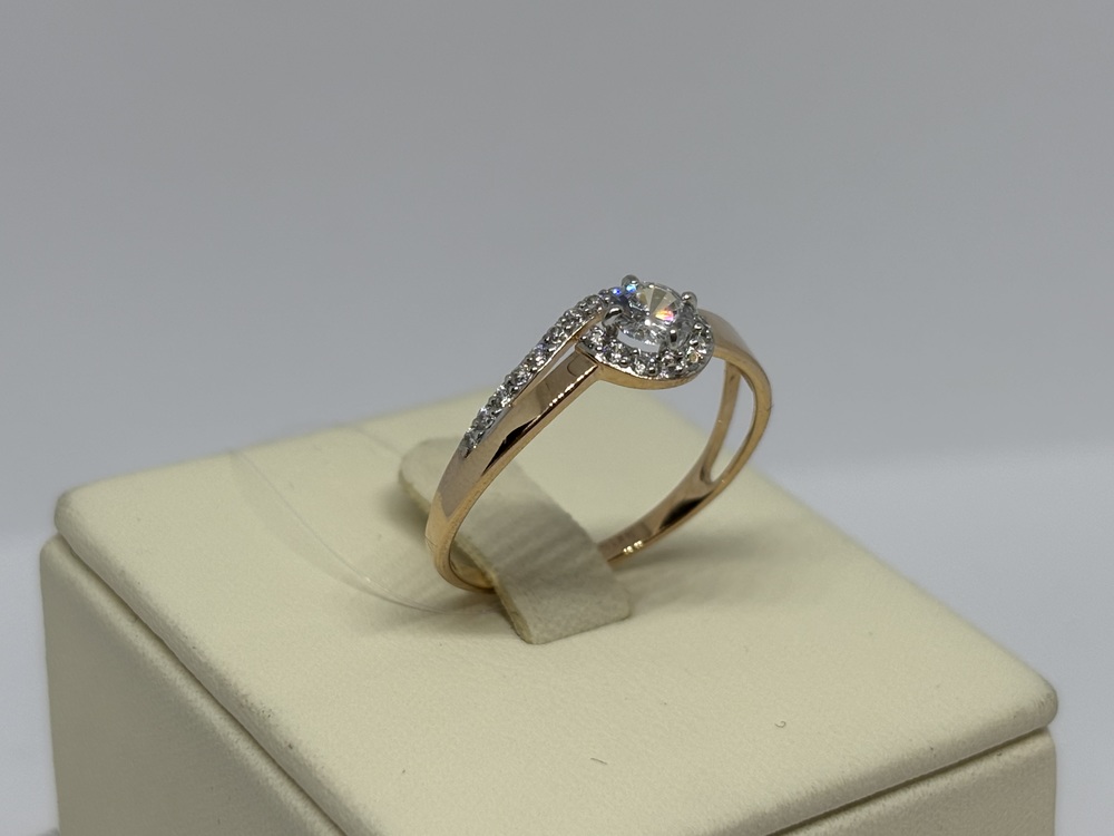 КОЛЬЦО С КАМНЯМИ (Au 585)