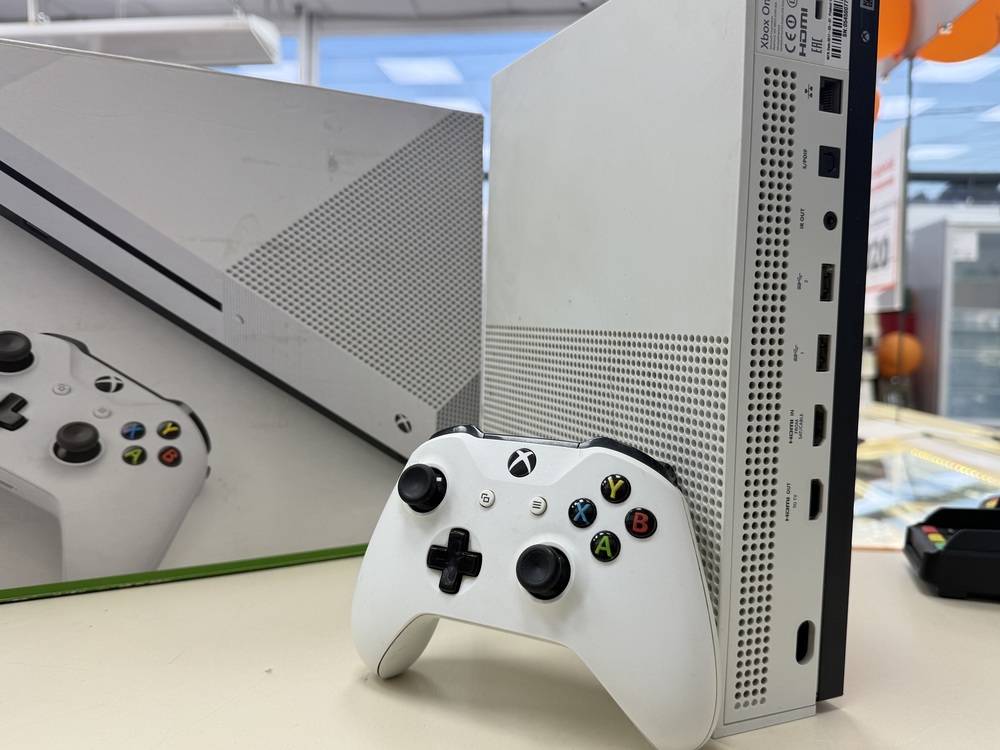 Игровая приставка Xbox One S 500Gb