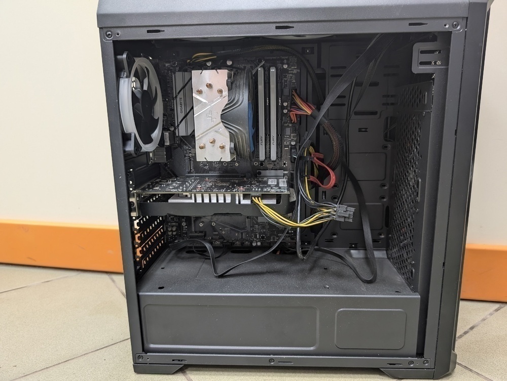 Системный блок GIGABYTE;  Core I5-11400F, GeForce GTX 1050 Ti, 32 Гб, 512 GB, Нет