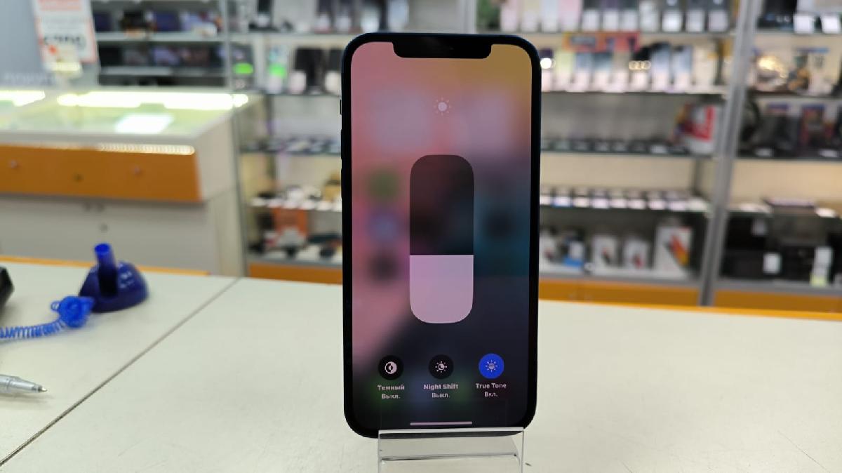 Смартфон Apple iPhone 12 64Gb