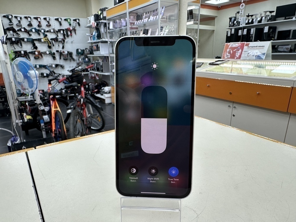 Смартфон Apple iPhone 12 128Gb