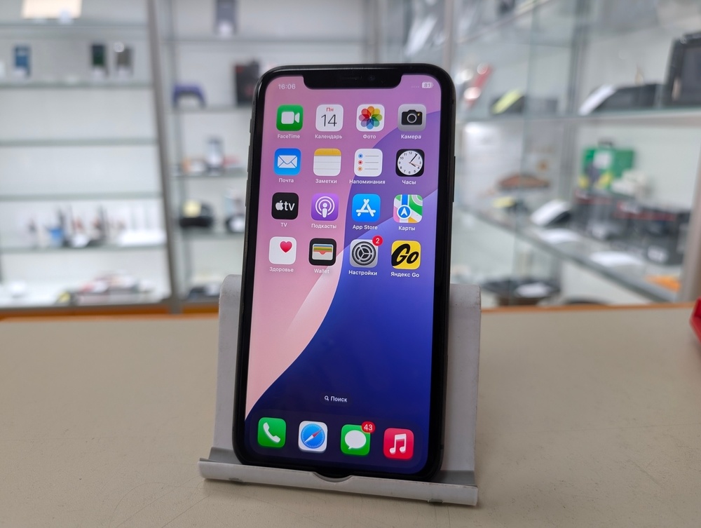 Смартфон Apple iPhone 11 64Gb