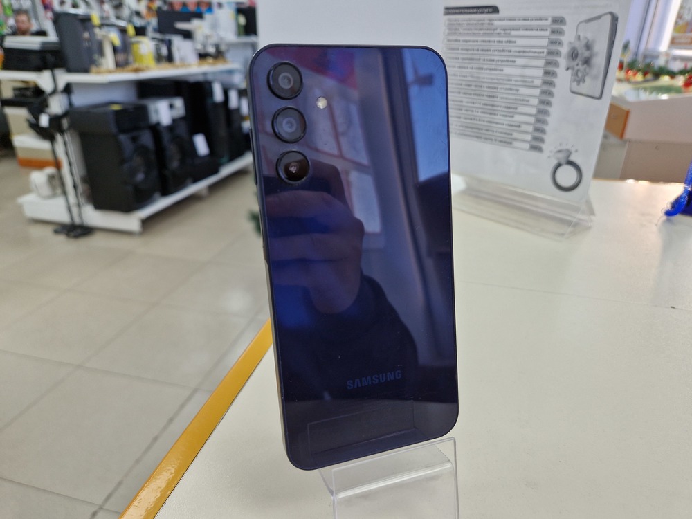 Смартфон Samsung Galaxy A15 4/128