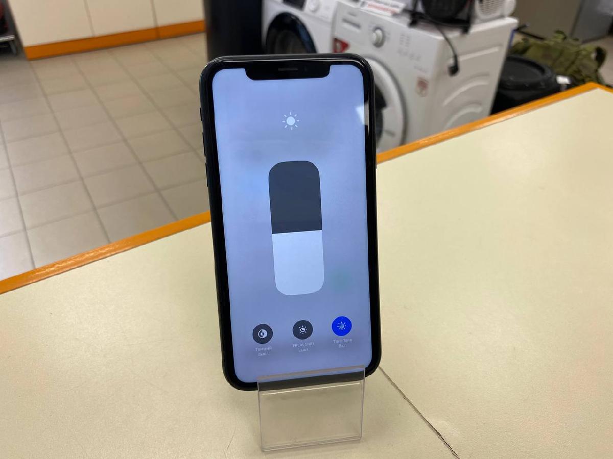 Смартфон Apple iPhone Xr 64Gb