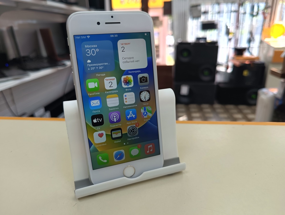 Смартфон Apple iPhone 8 64Gb