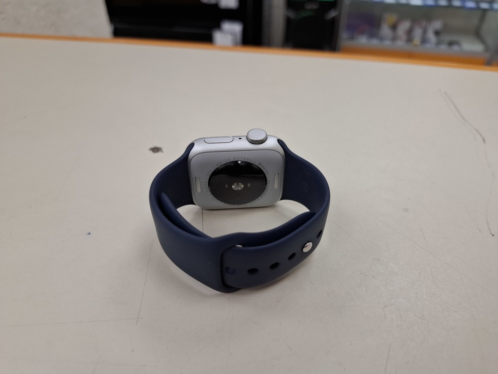 Смарт-часы Apple Watch SE 2022 40mm