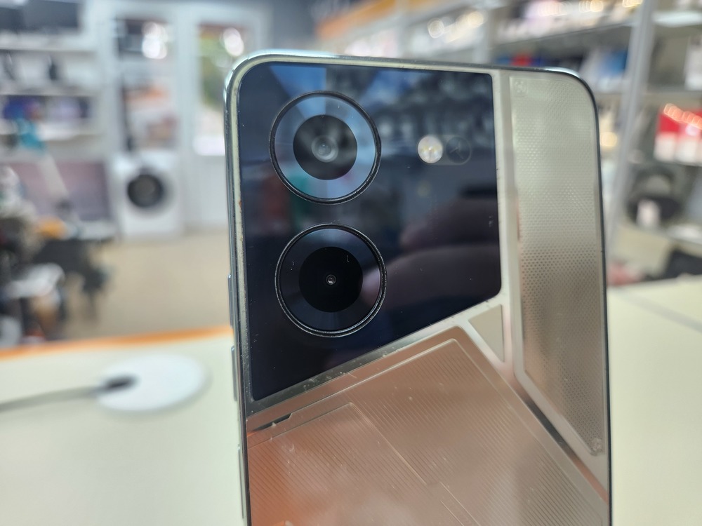 Смартфон Tecno Pova 5 8/256