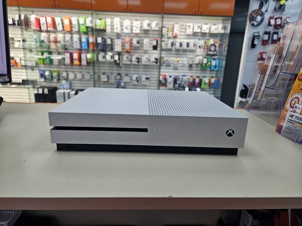 Игровая приставка Xbox One S 1TB