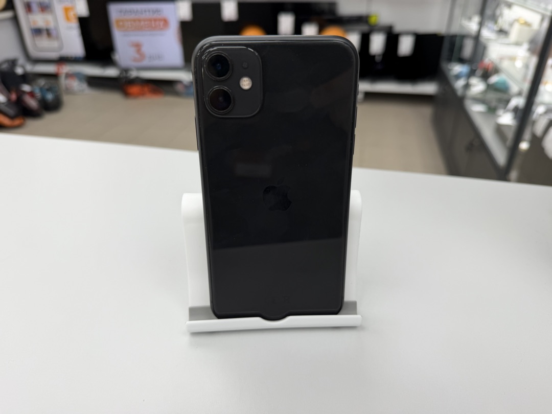 Смартфон Apple iPhone 11 64Gb