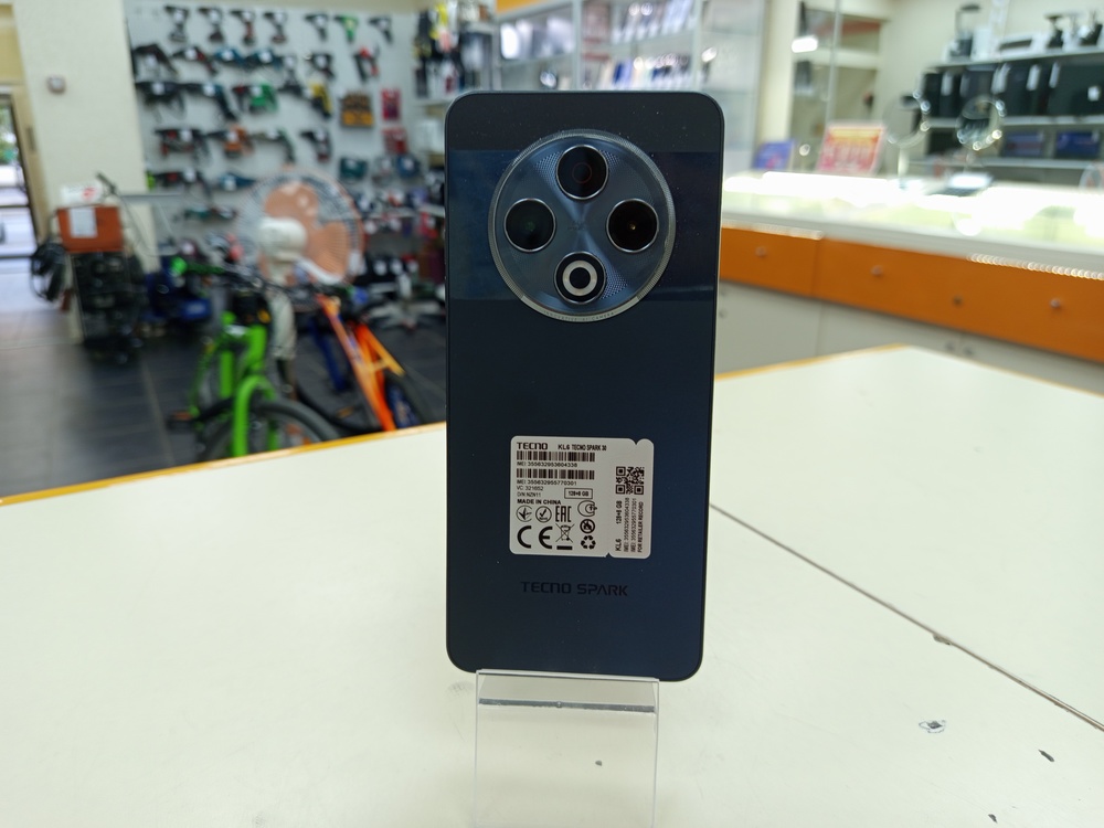 Смартфон Tecno SPARK 30 8/128