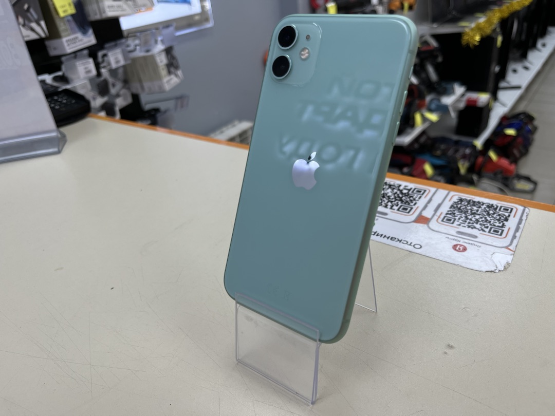 Смартфон Apple iPhone 11 128Gb