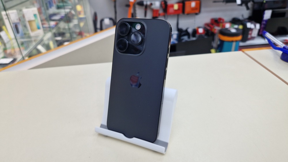 Смартфон Apple Iphone 16 Pro 256Gb