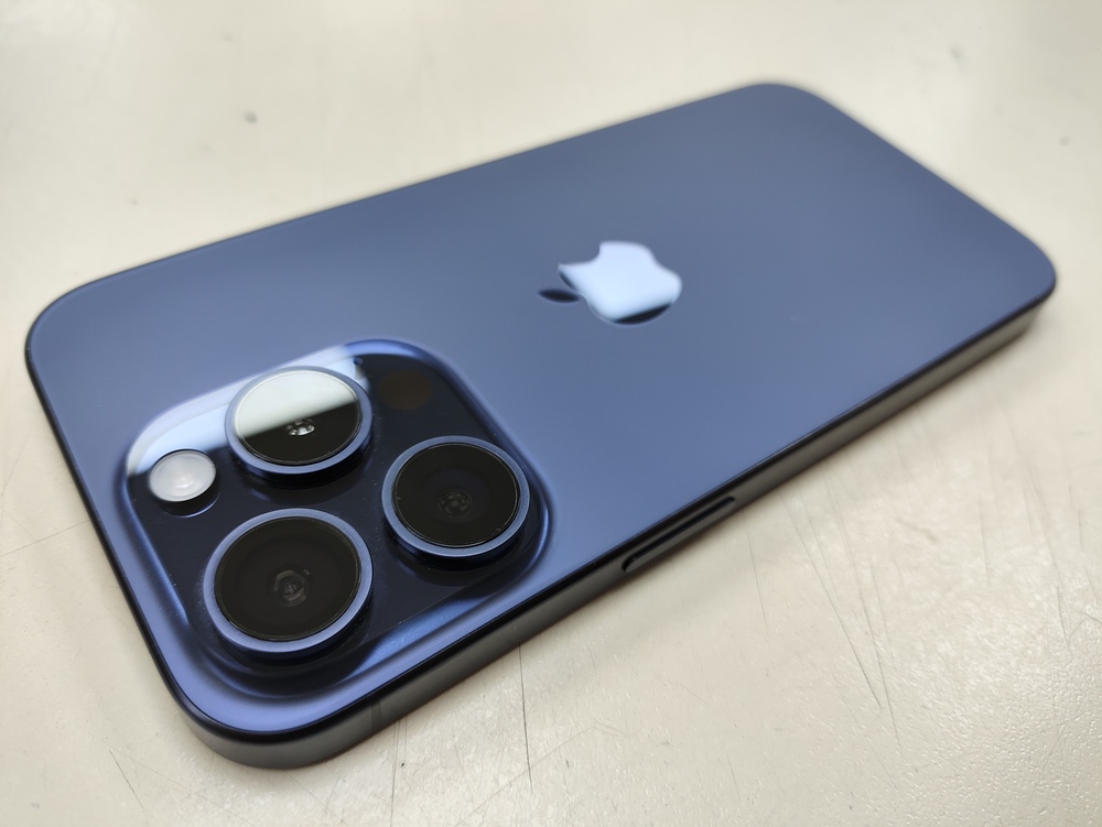 Смартфон Apple Iphone 15 Pro 512 Gb