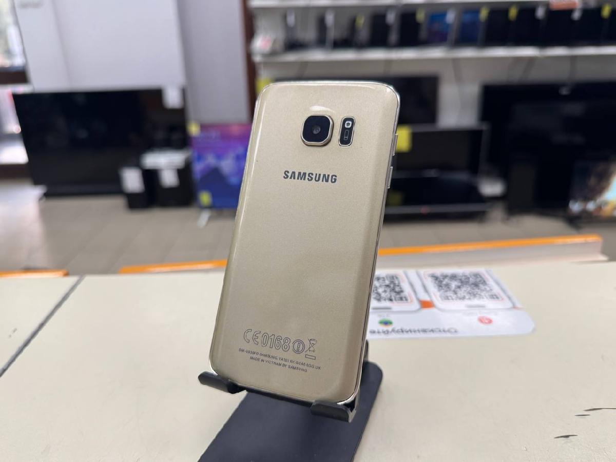 Смартфон Samsung Galaxy S7 4/32