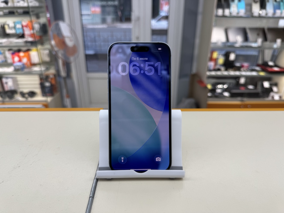 Смартфон Apple Iphone 15 128Gb