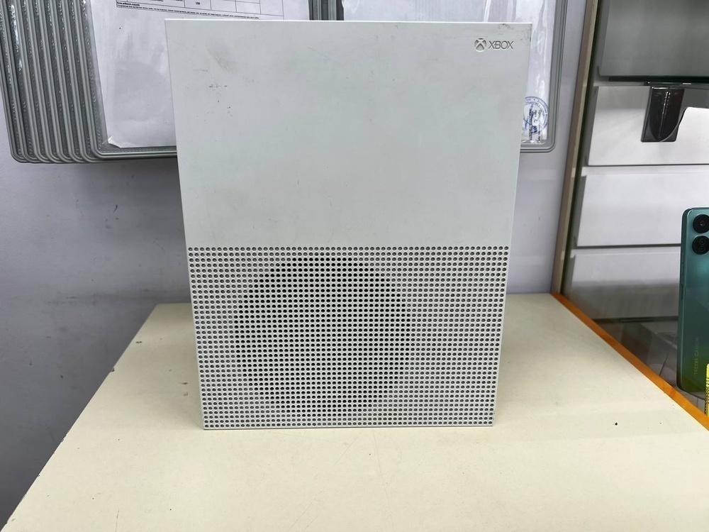 Игровая приставка Xbox One S 500Gb