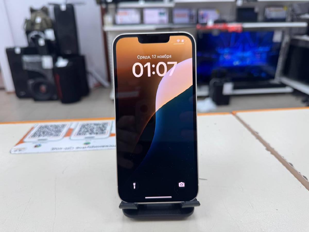 Смартфон Apple iPhone 13 128Gb