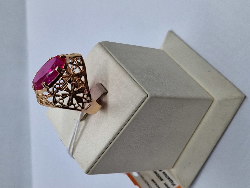 КОЛКМ583 КОЛЬЦО С КАМНЕМ (Au 583)