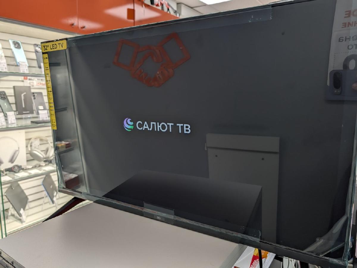 LED Телевизор BQ 32FS34B