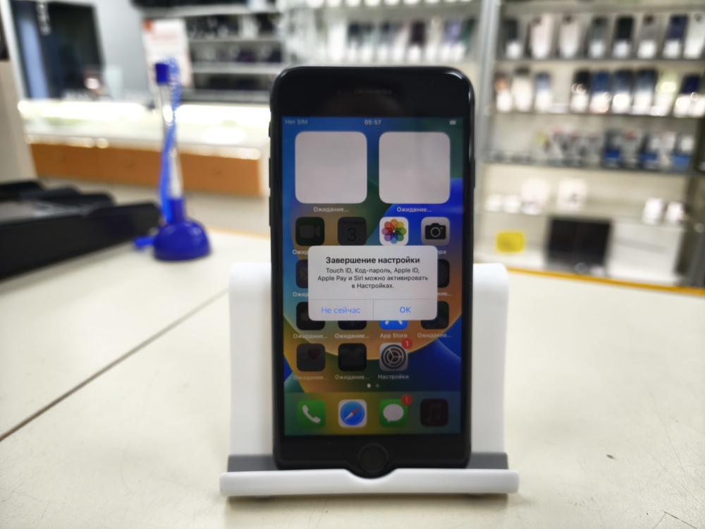 Смартфон Apple iPhone 8 64Gb