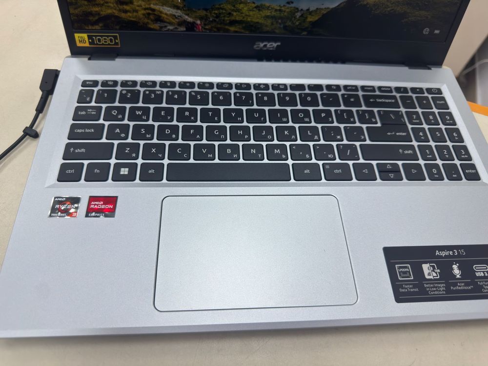 Ноутбук Acer; Ryzen 3 7320, Нет, 8 Гб, 256 Гб, Нет