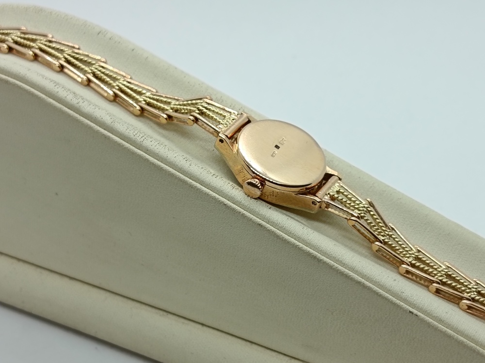 ЧАСЫ БРИЛЛИАНТ Au 585