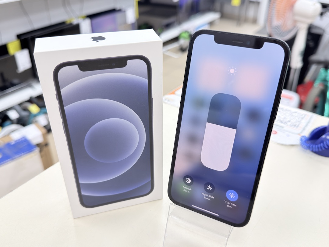 Смартфон Apple iPhone 12 128Gb