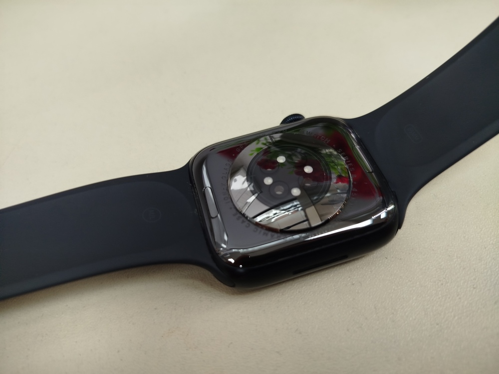Смарт-часы Apple Watch Series 8 45mm