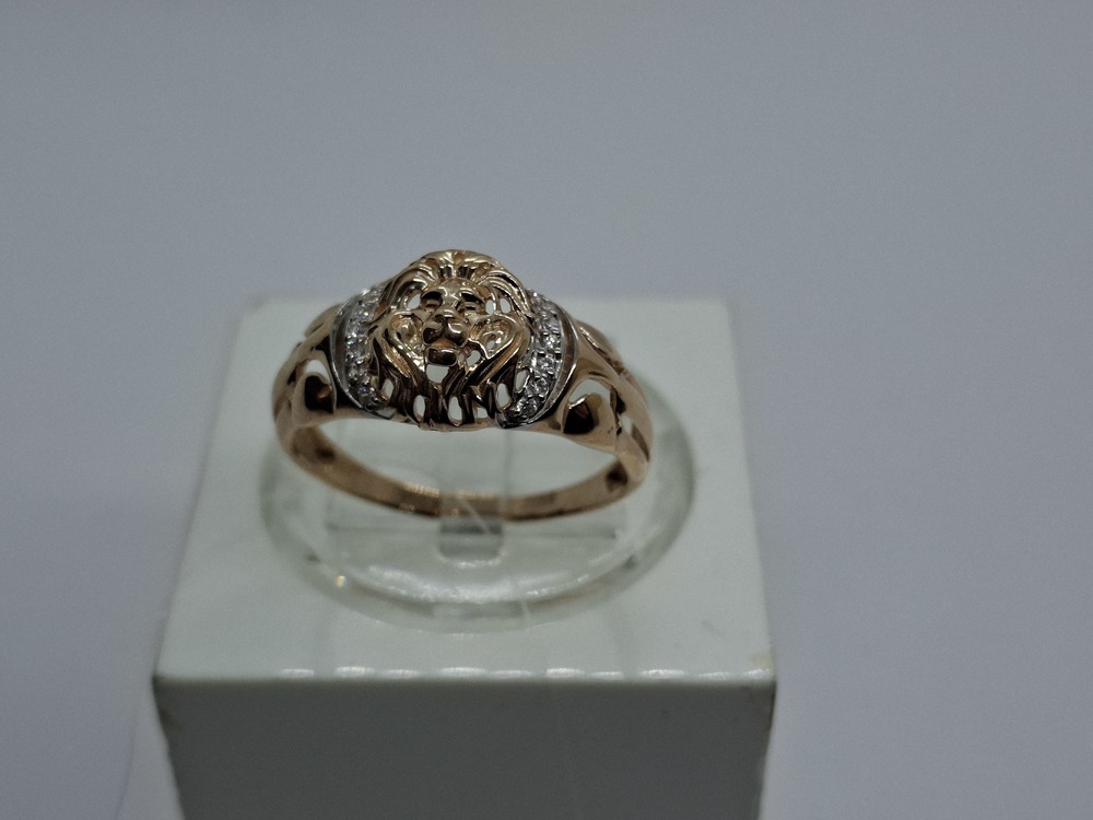 КОЛЬЦО С КАМНЯМИ (Au 585)