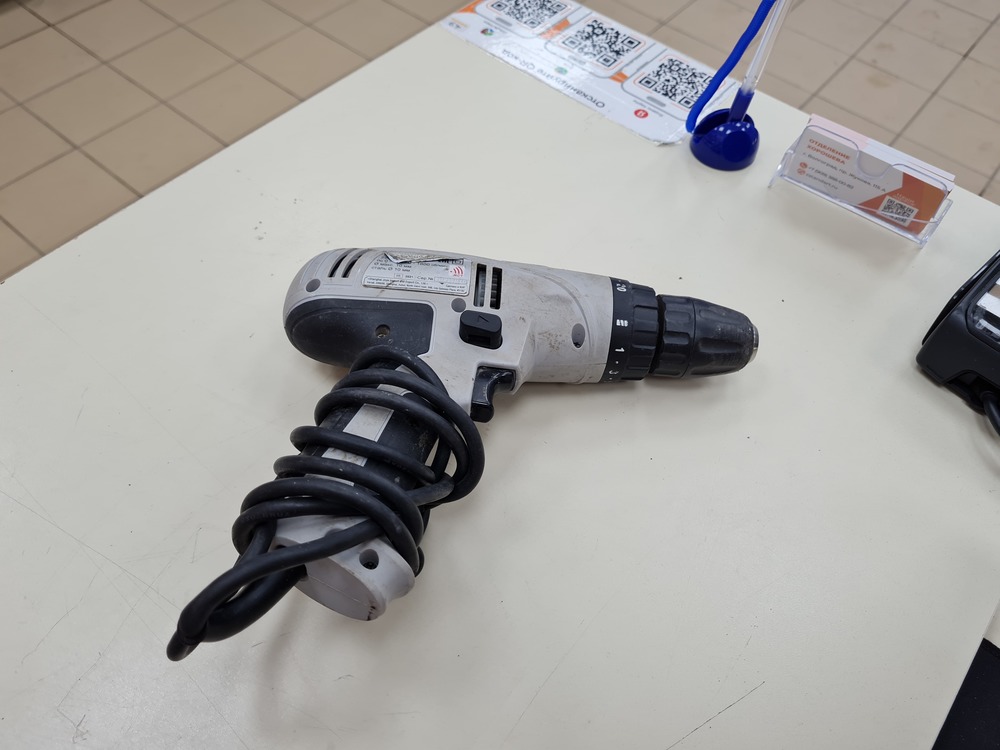 Дрель Интерскол ДШ-10/260Э2