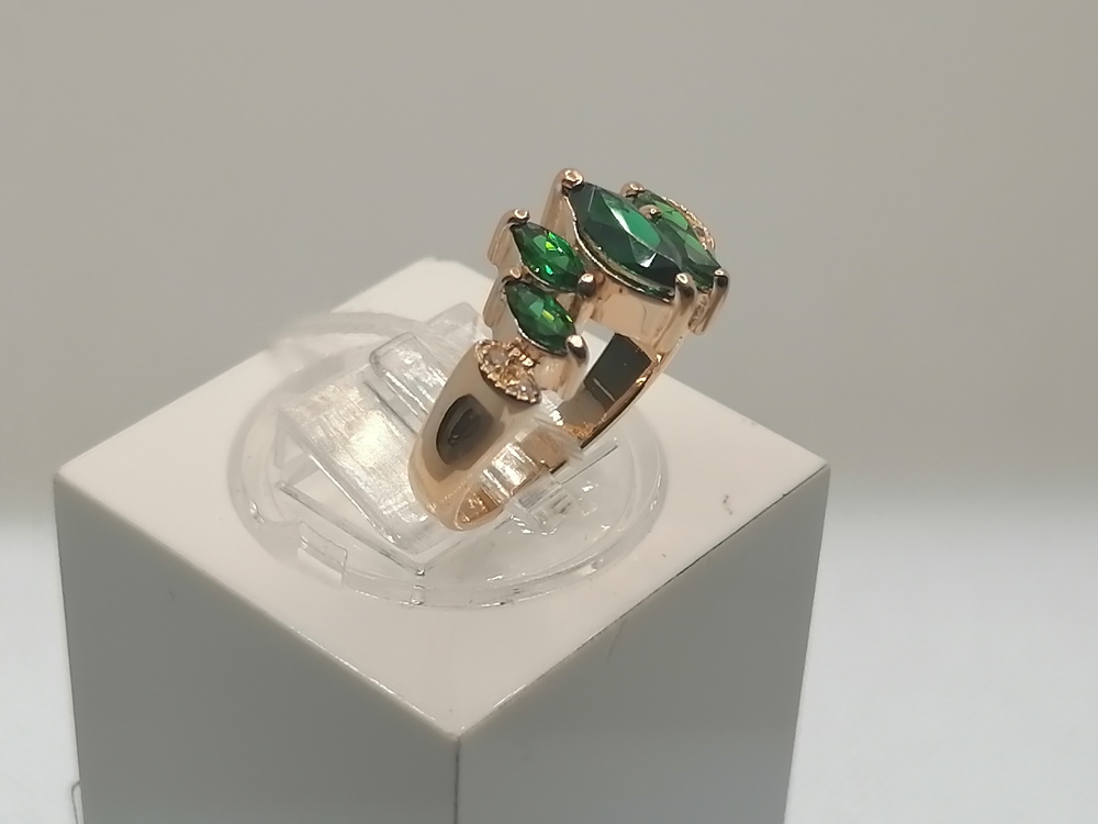 КОЛКМИ585 КОЛЬЦО С КАМНЯМИ (Au 585)