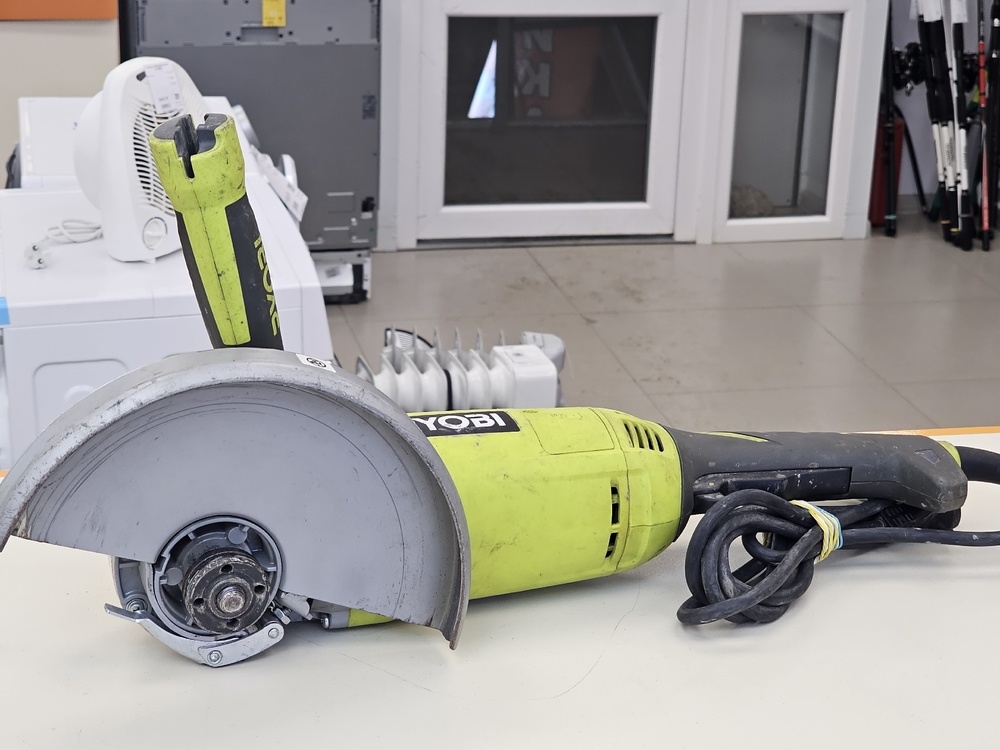 Угловая шлифмашина Ryobi EAG2000RS Угловая шлифмашина Ryobi EAG2000RS