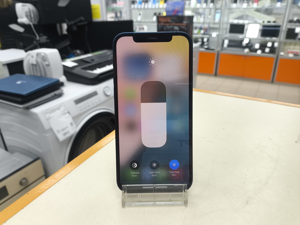 Смартфон Apple iPhone 12 64Gb