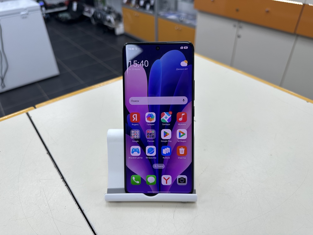 Смартфон Xiaomi Redmi Note 13 Pro+ 8/256