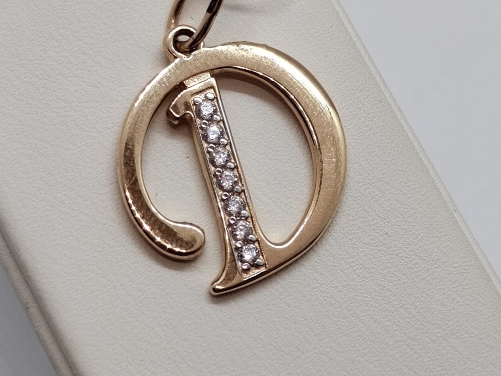 5727 "Д" ПОДВЕСКА БУКВА Д с камнями (Au 585)