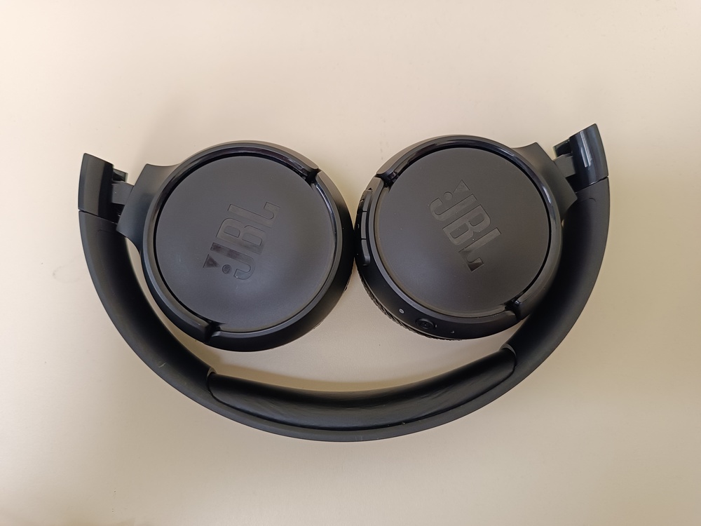 Наушники безпроводные JBL TUNE 560BT