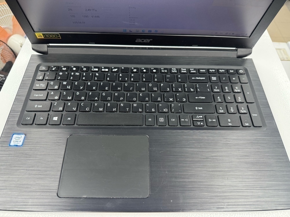 Ноутбук Acer; Core i5-7200U, Intel HD Graphics 620, 4 Гб, 480 Гб, Нет