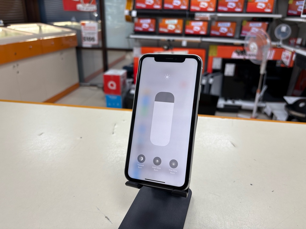 Смартфон Apple iPhone Xr 64Gb