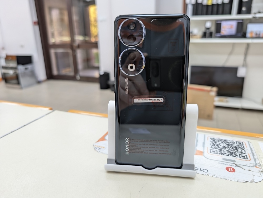 Смартфон Honor 90 16/256