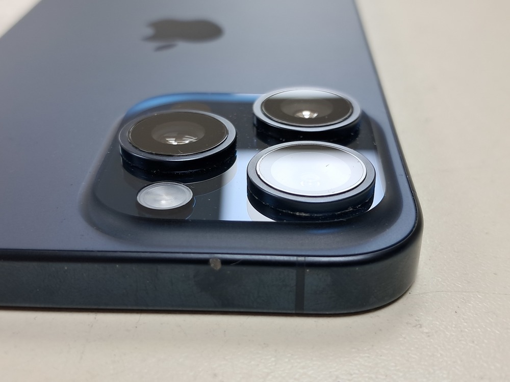 Смартфон Apple Iphone 15 Pro 256Gb