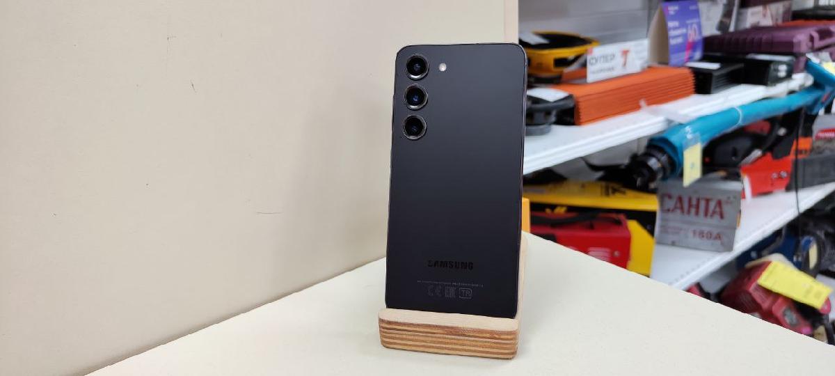 Смартфон Samsung Galaxy S23 8/128