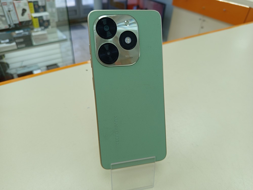 Смартфон Tecno Spark 20C 8/128