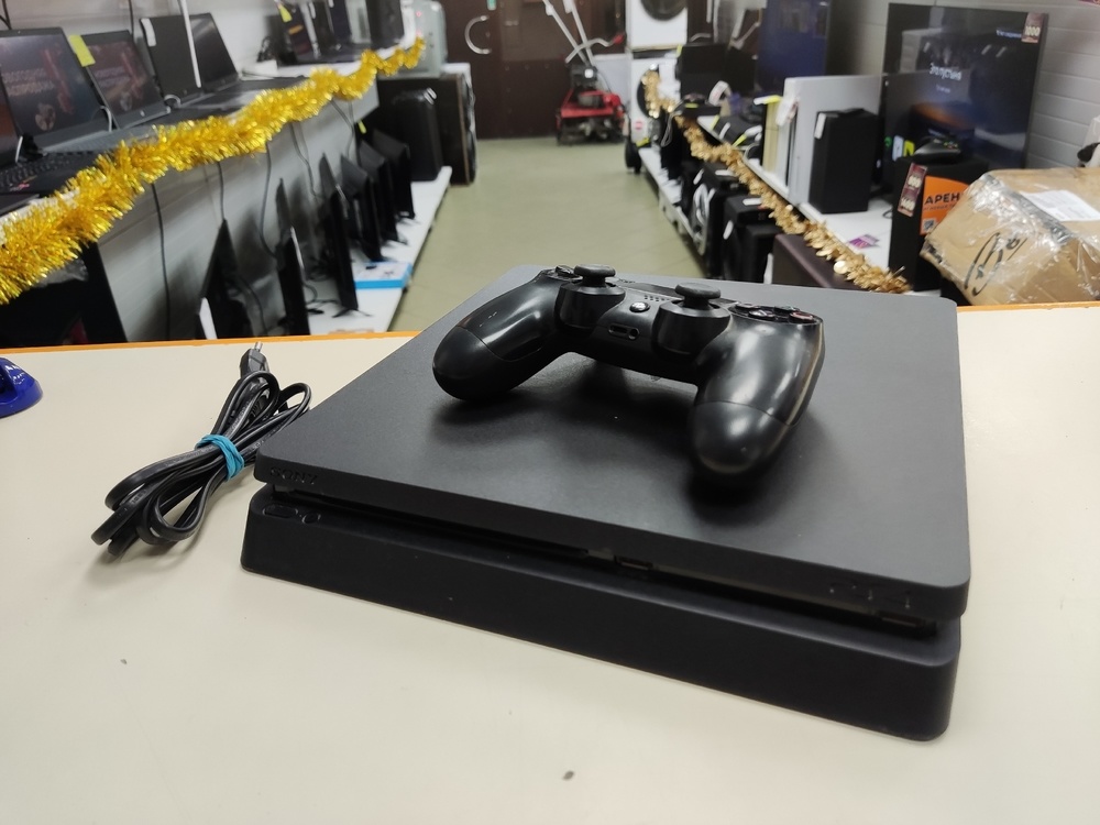 Игровая приставка PlayStation 4 Slim 500GB