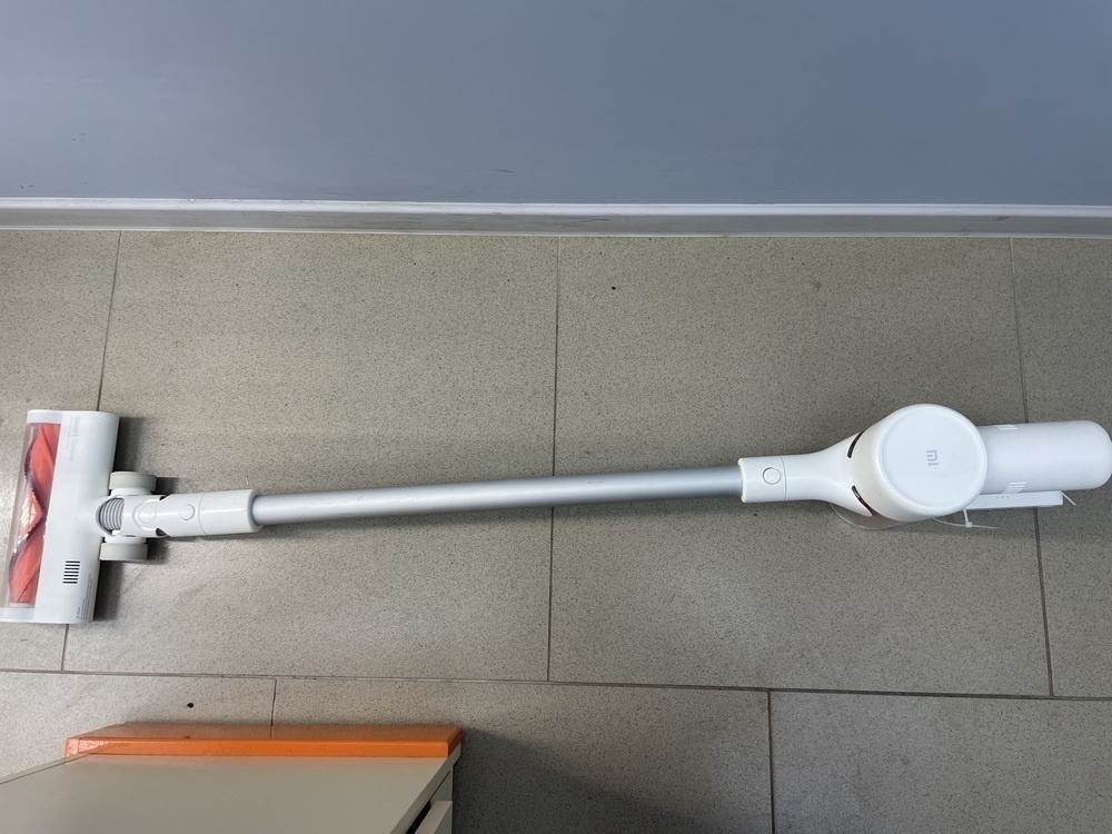 Пылесос Xiaomi Mijia G1 Sweeping Vacuum Cleaner;