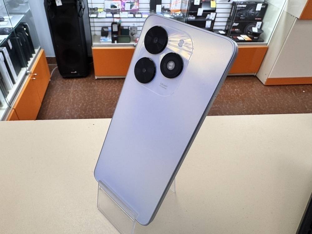 Смартфон Tecno Spark Go 2024 4/64