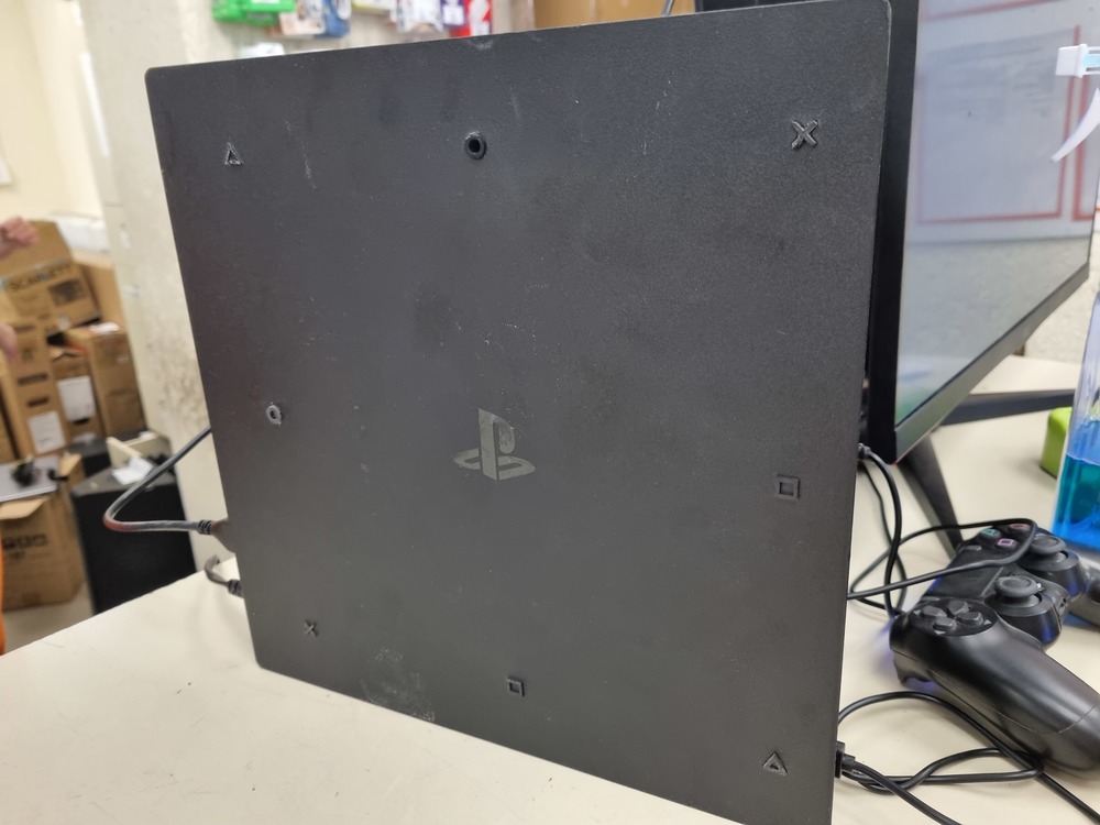 Игровая приставка PlayStation 4 Pro 1Tb Игровая приставка PlayStation 4 Pro 1Tb