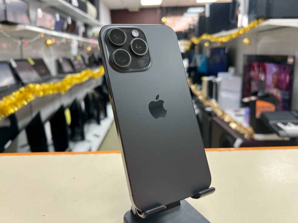 Смартфон Apple iPhone 15 Pro Max 256Gb