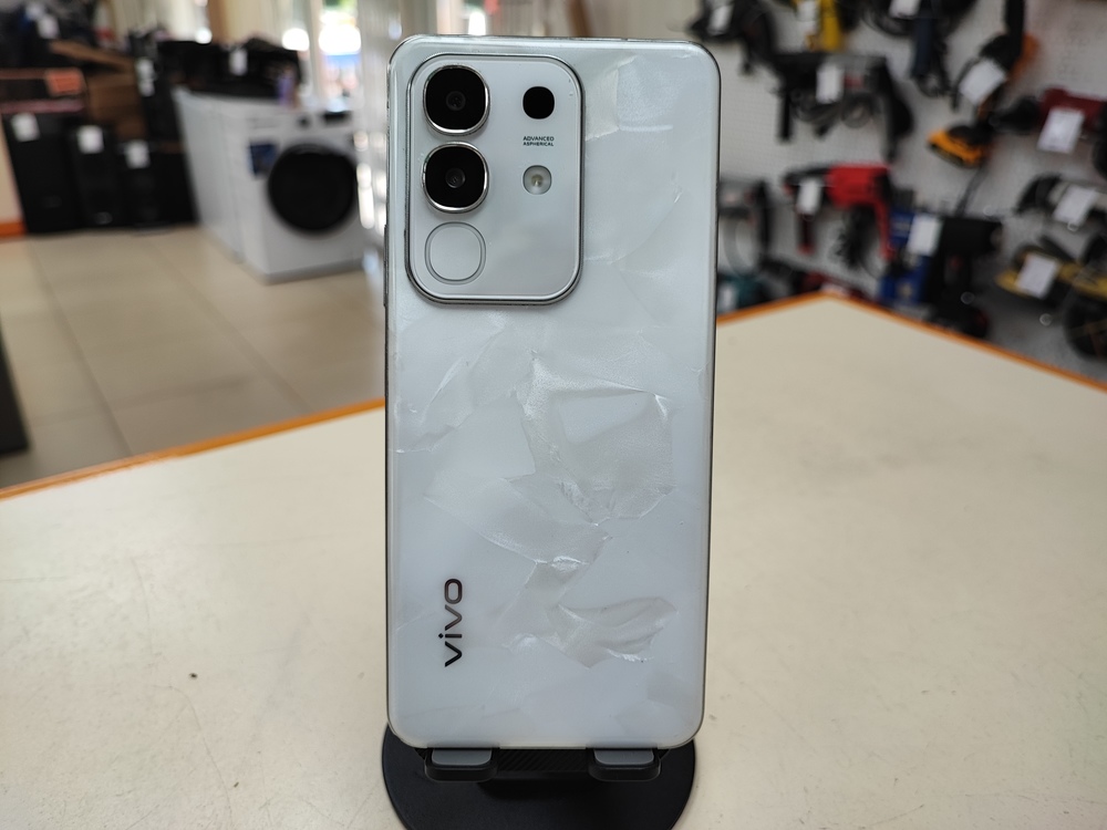 Смартфон Vivo Y29 8/128