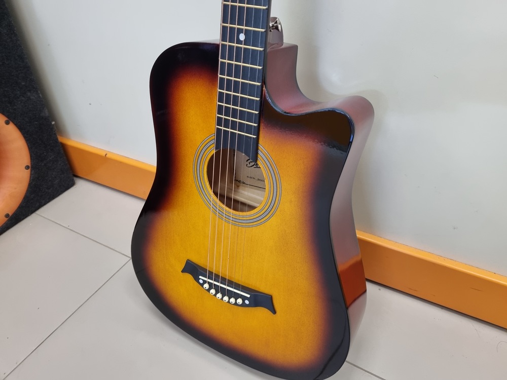 Гитара акустическая Belucci BC3810 SB