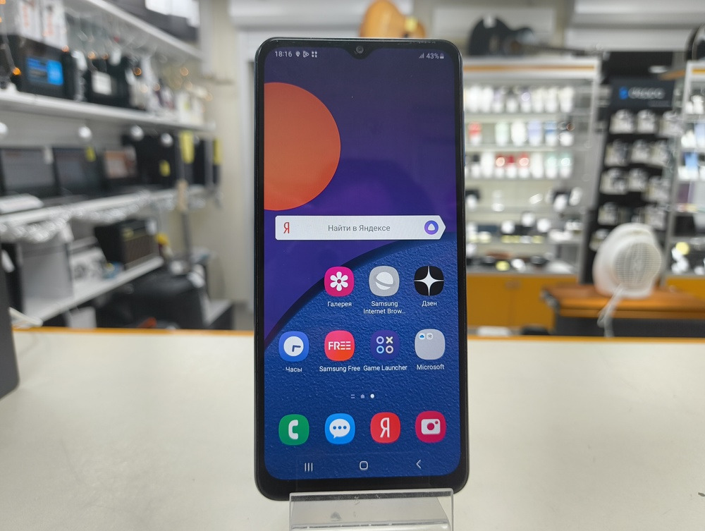 Смартфон Samsung Galaxy M12 4/64